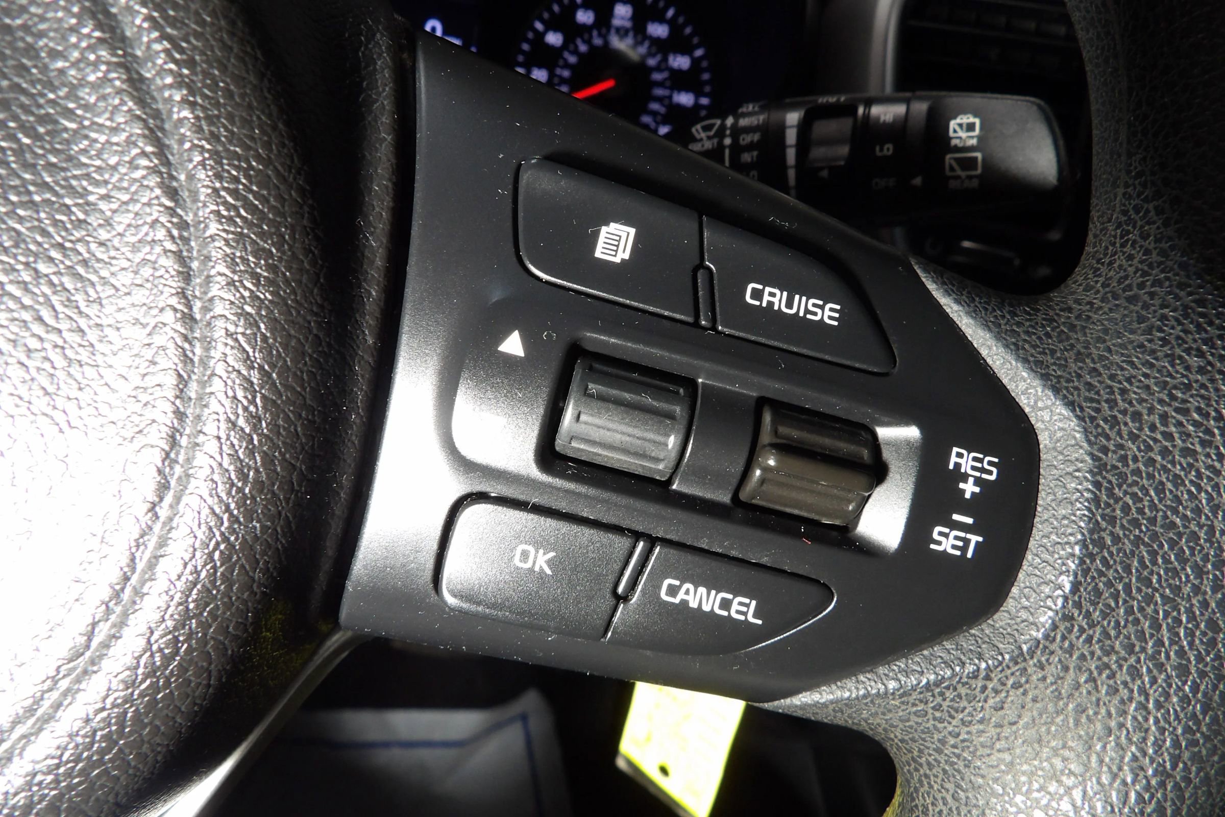 Used 2017 Kia Sorento L image 15