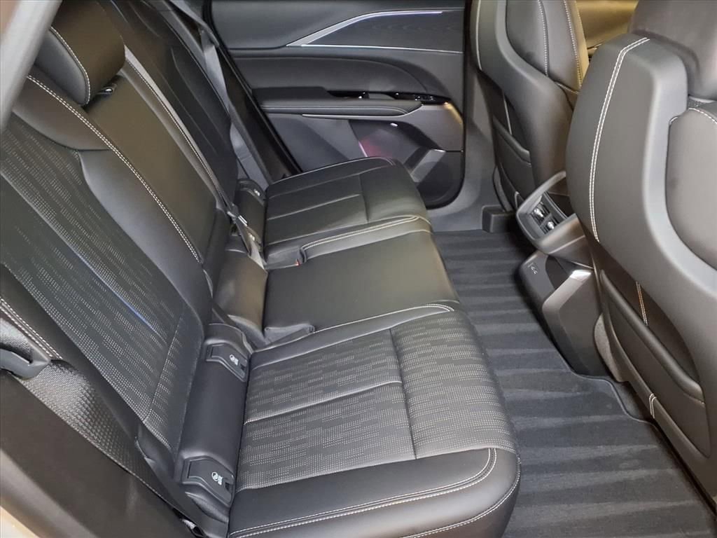 Certified 2026 Cadillac Lyriq Luxury image 21