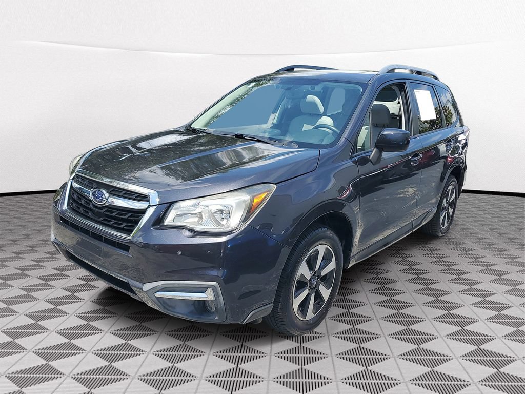 Used 2017 Subaru Forester 2.5i Premium AWD/4WD image 3