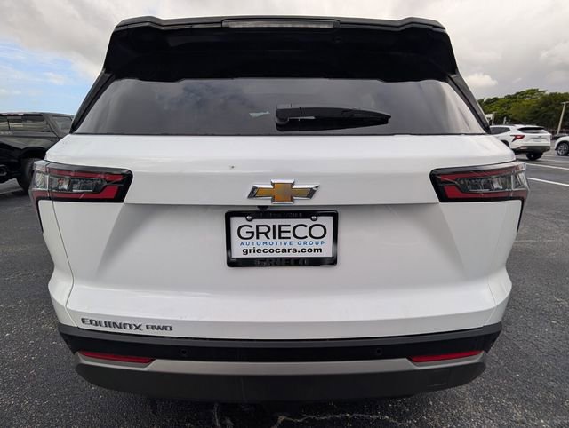 New 2026 Chevrolet Equinox LT w/ Convenience Package II image 8