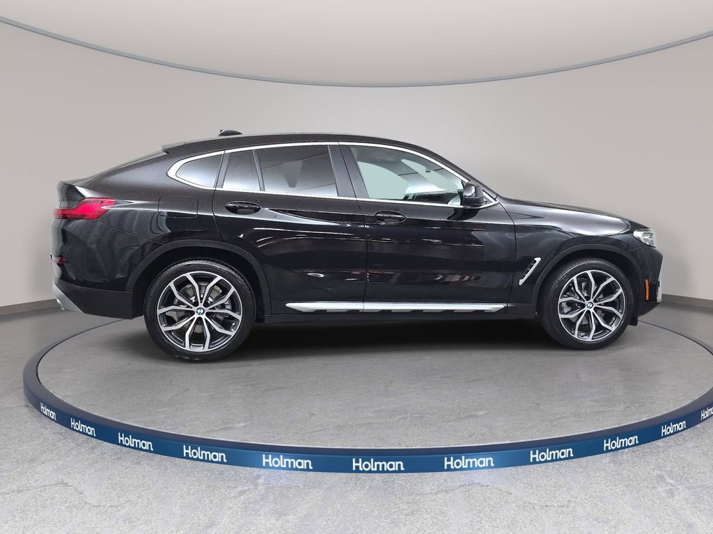 Certified 2023 BMW X4 xDrive30i w/ Premium Package image 4