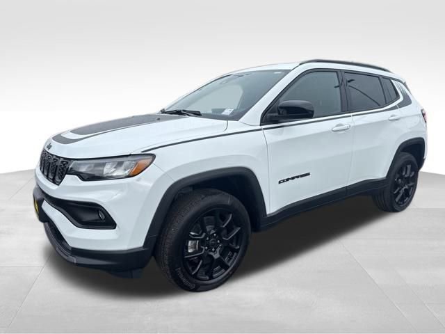 New 2026 Jeep Compass Latitude AWD/4WD image 3