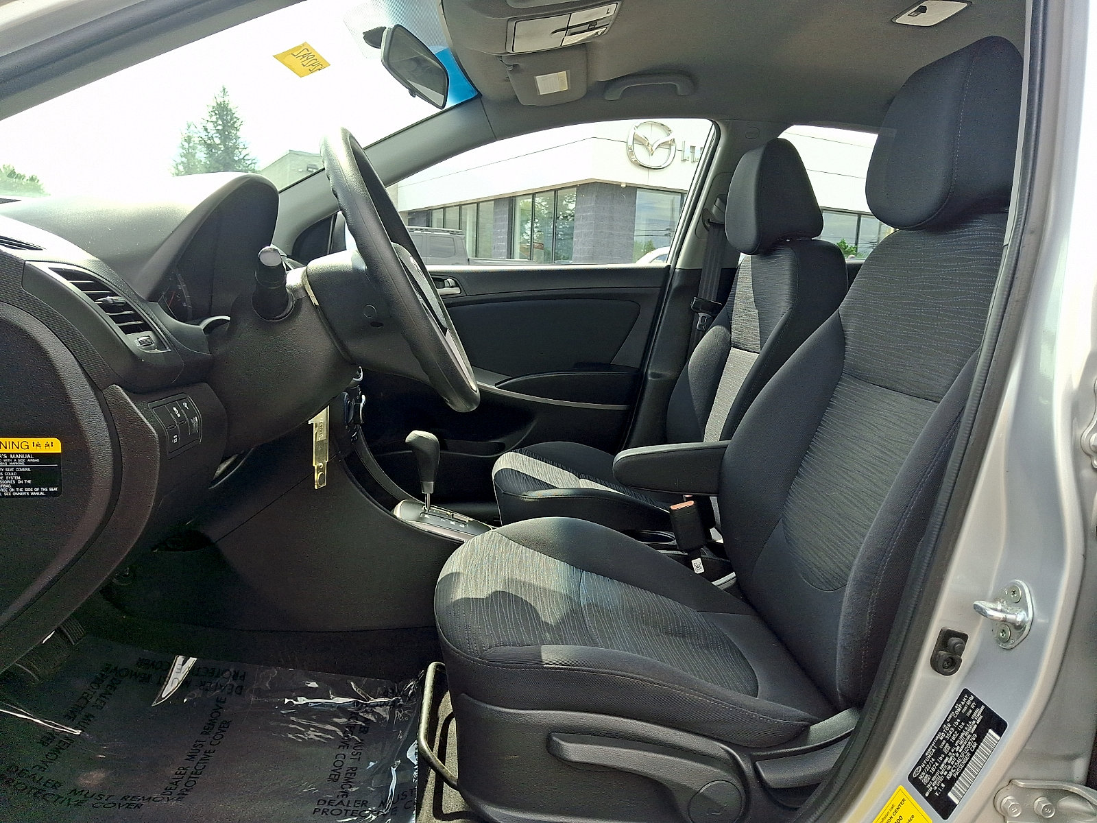 Used 2015 Hyundai Accent GS FWD image 15
