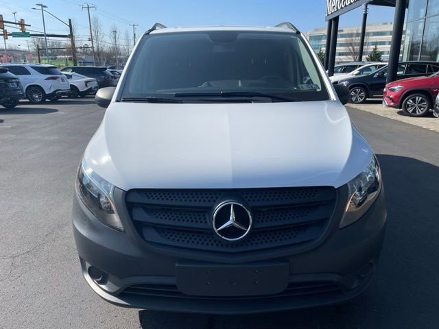 Used 2022 Mercedes-Benz Metris image 2