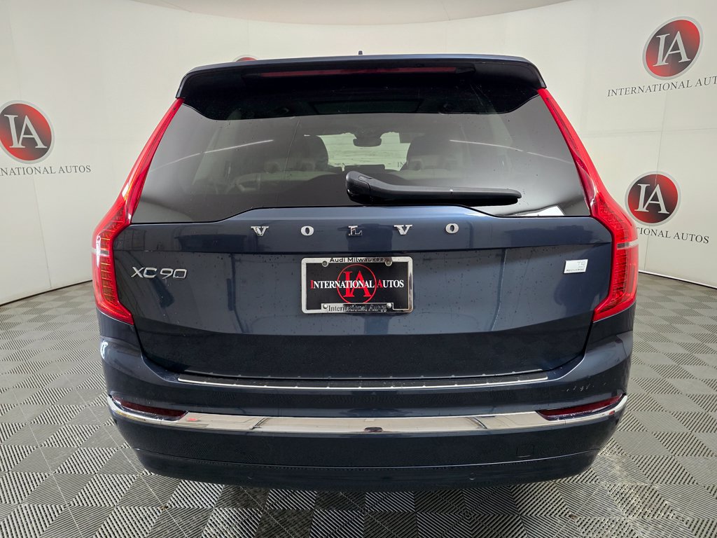 Used 2024 Volvo XC90 T8 Ultimate w/ Protection Package Premier AWD/4WD image 8