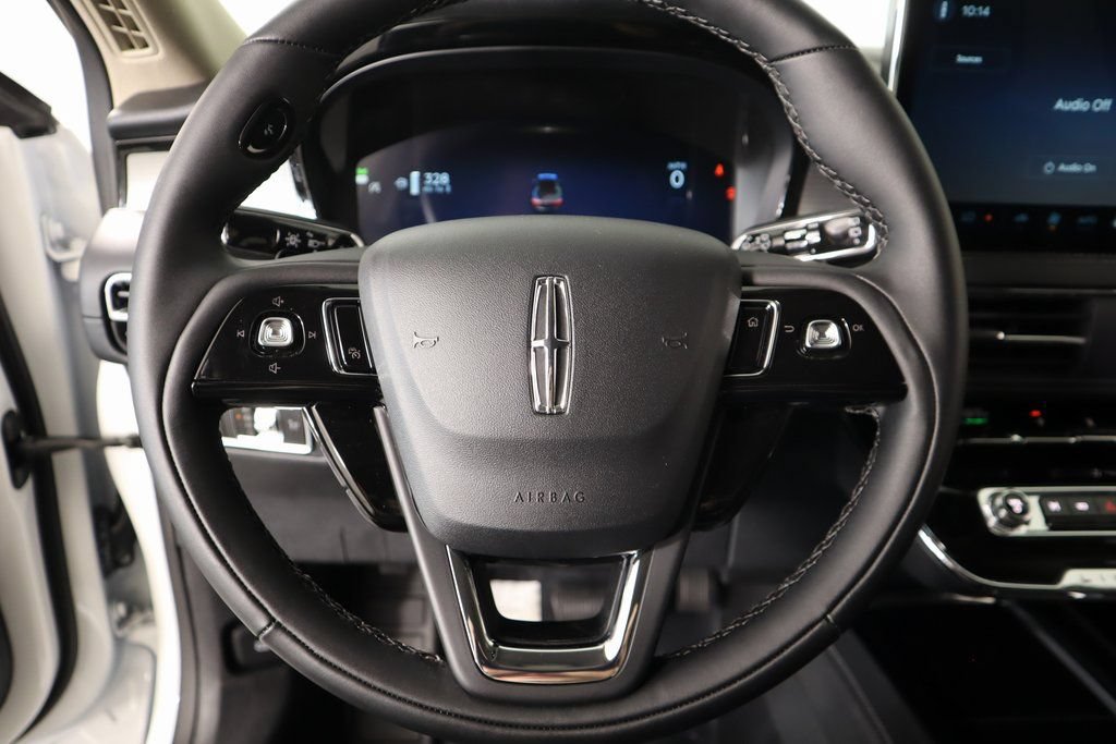 New 2026 Lincoln Corsair Premiere FWD image 3