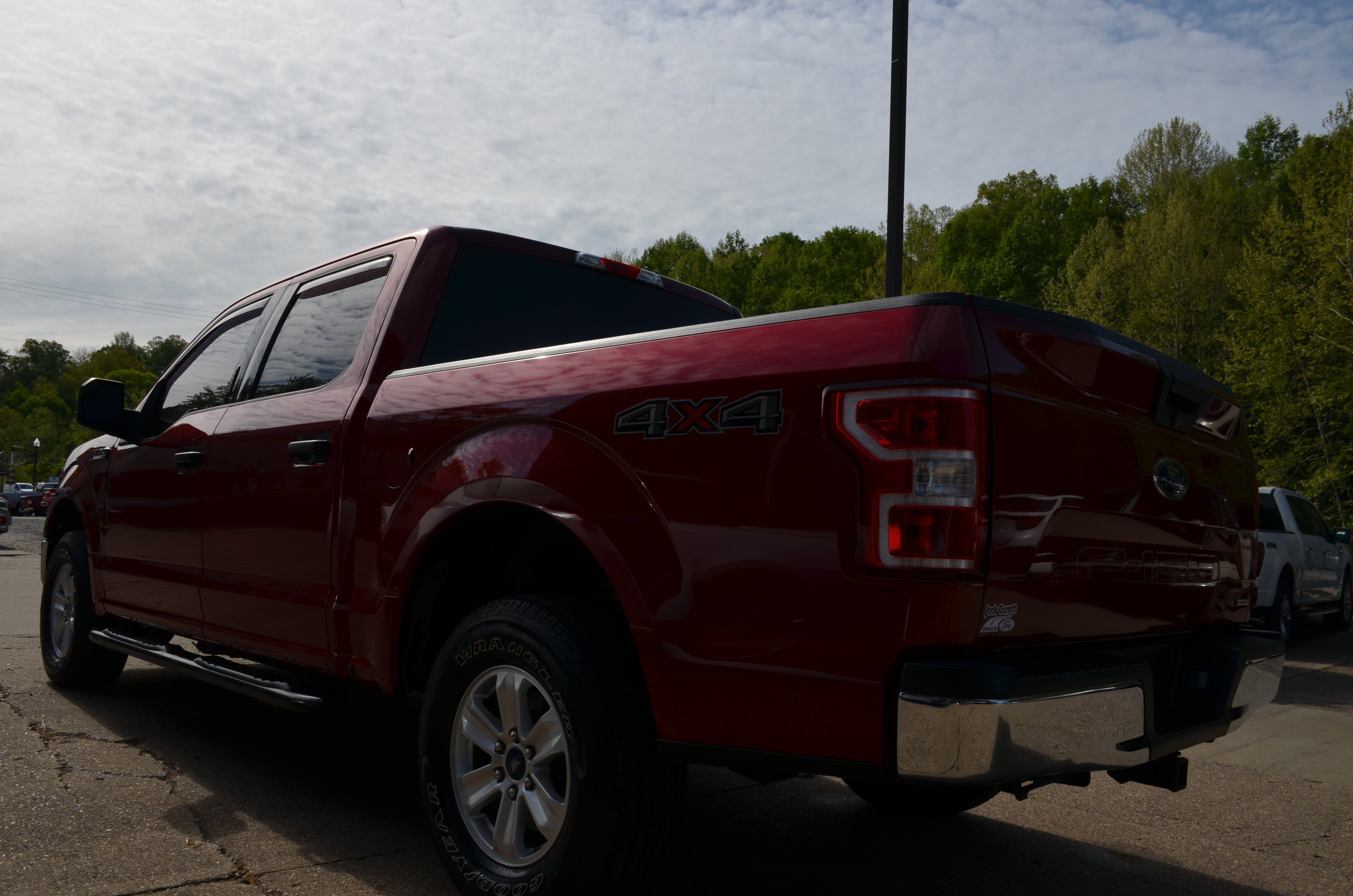 Used 2019 Ford F150 XLT AWD/4WD image 4
