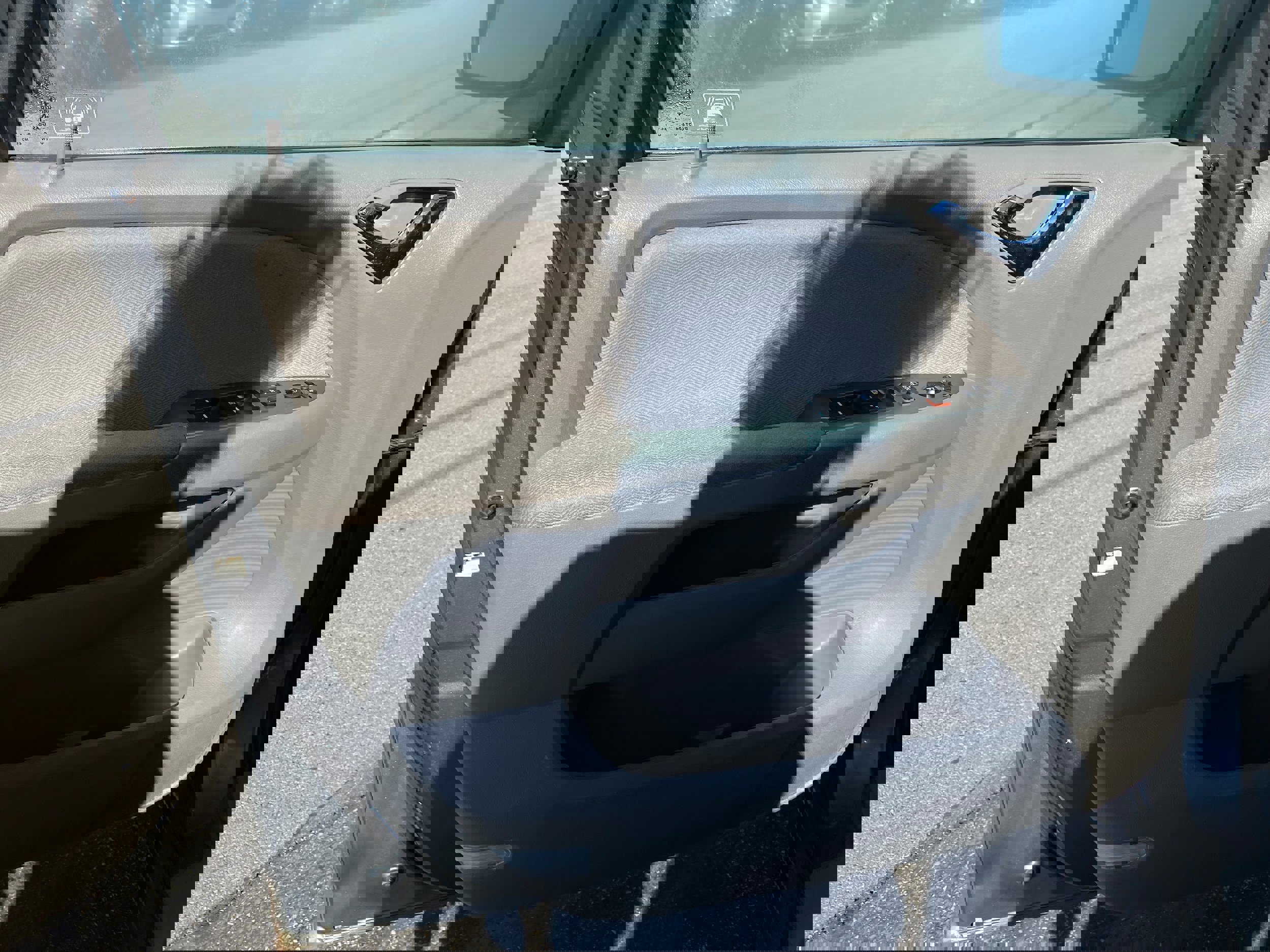 Used 2010 Honda Odyssey EX image 9