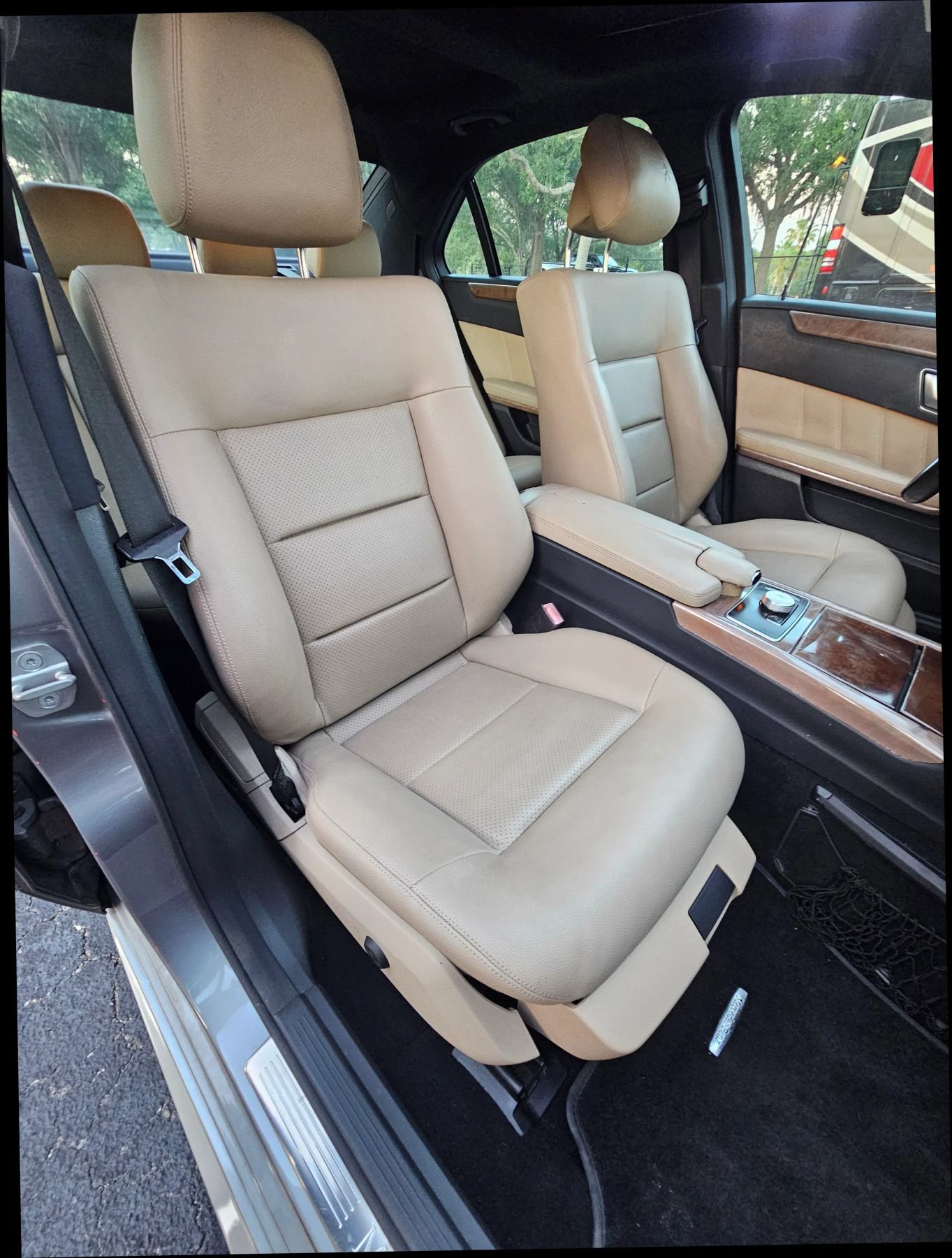 Used 2012 Mercedes-Benz E 350 Sedan image 17