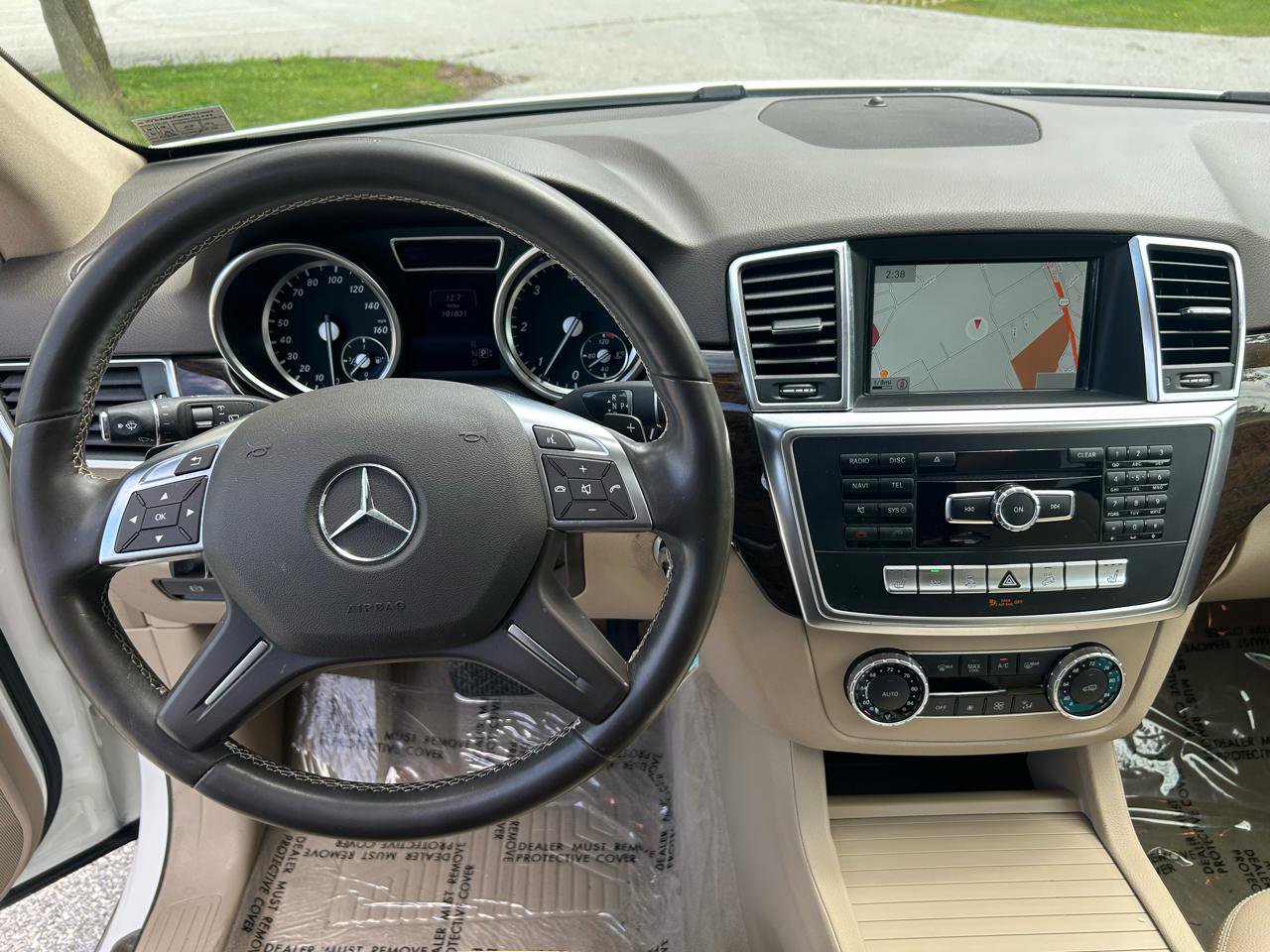 Used 2015 Mercedes-Benz ML 250 BlueTEC 4MATIC image 22