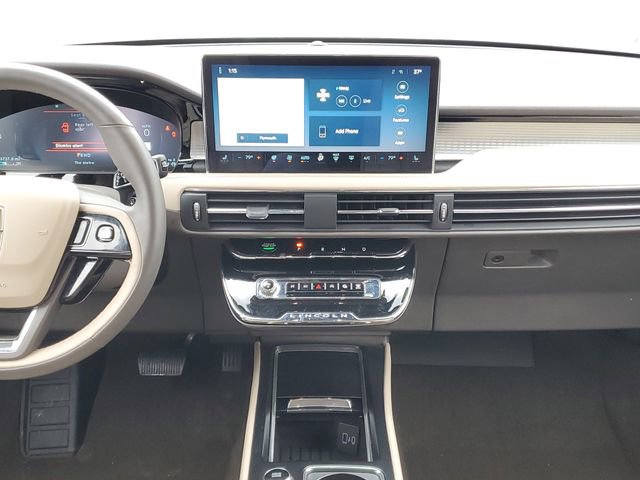 Certified 2023 Lincoln Corsair AWD w/ Equipment Group 101A image 26
