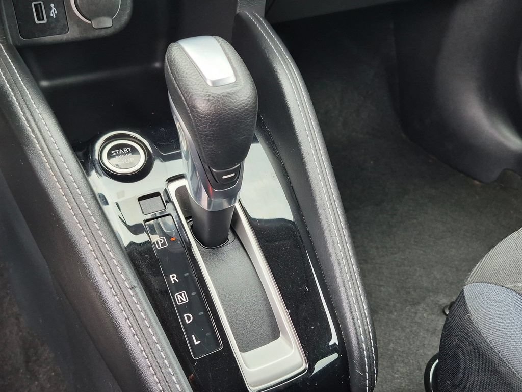 Used 2018 Nissan Kicks SV FWD image 20