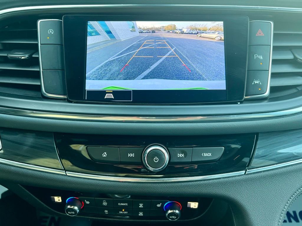 Used 2023 Buick Enclave Essence w/ Experience Buick Package image 18