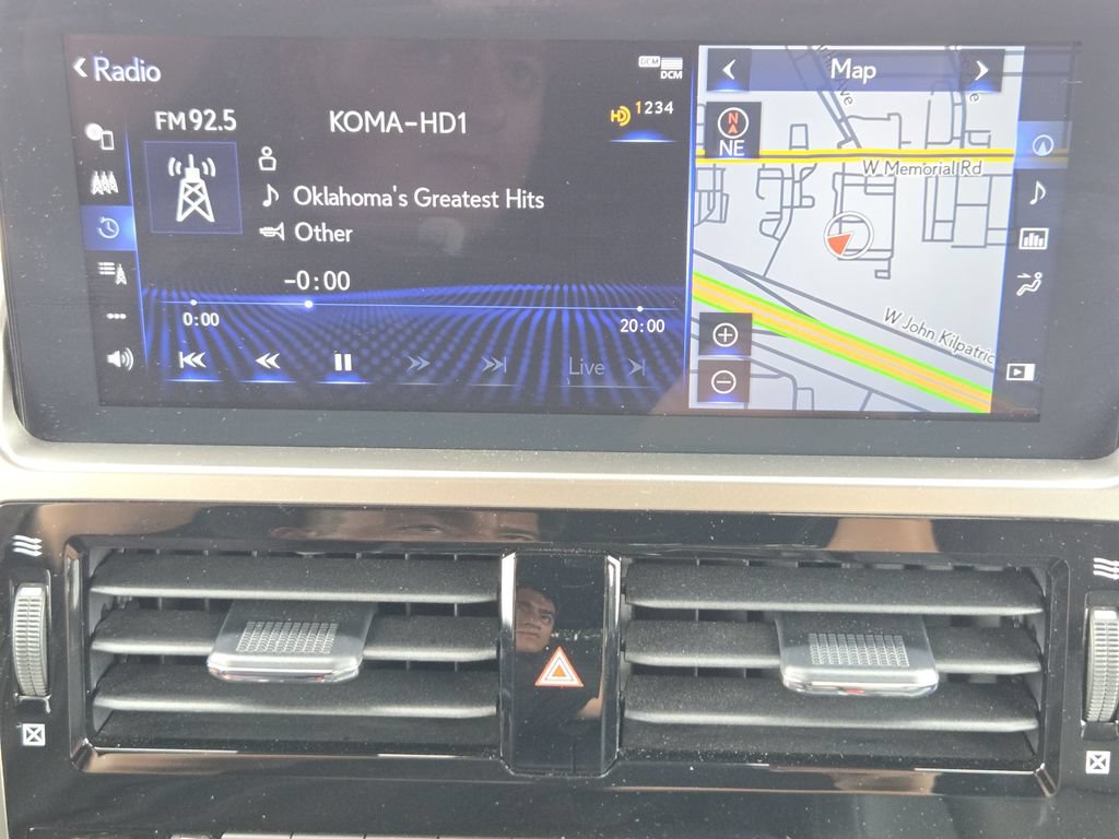 Certified 2023 Lexus GX 460 Premium w/ Premium Plus Package AWD/4WD image 17