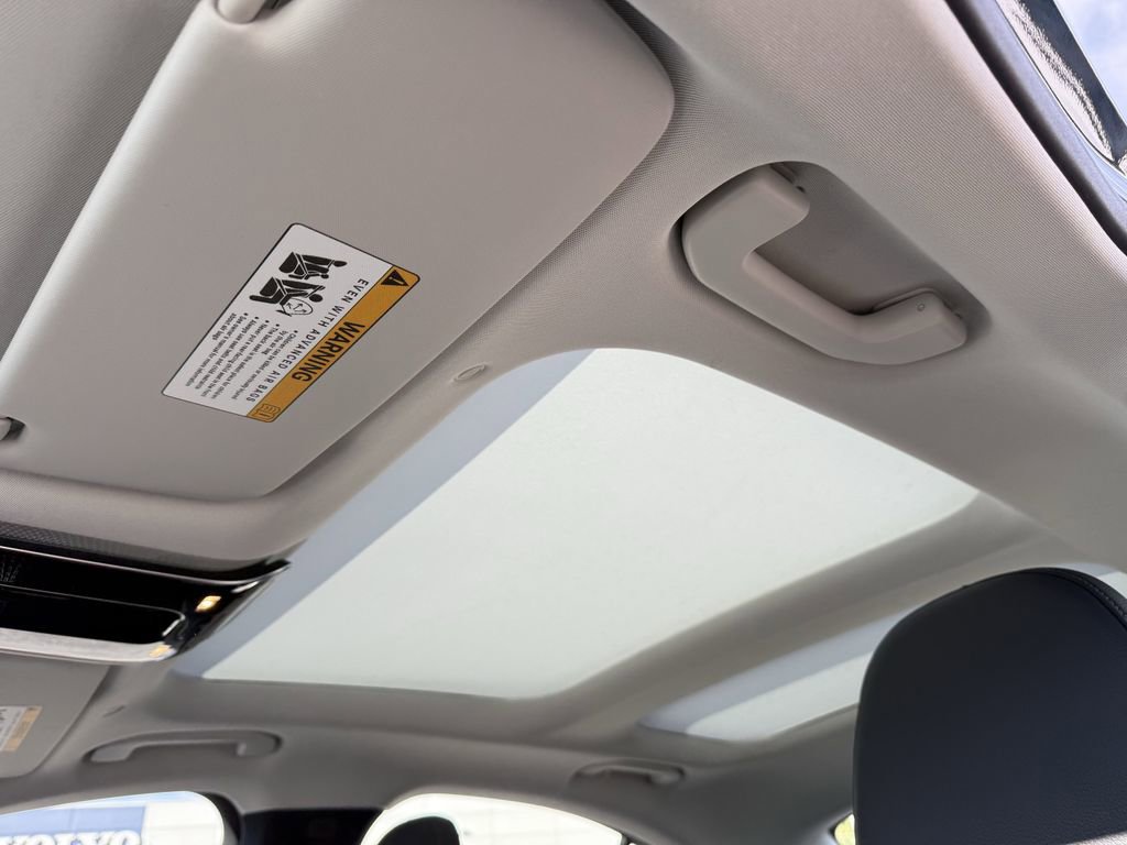 New 2026 Mercedes-Benz E 350 4MATIC Sedan image 10