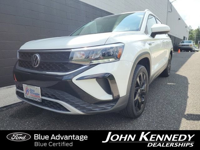 Used 2022 Volkswagen Taos SE AWD/4WD image 1