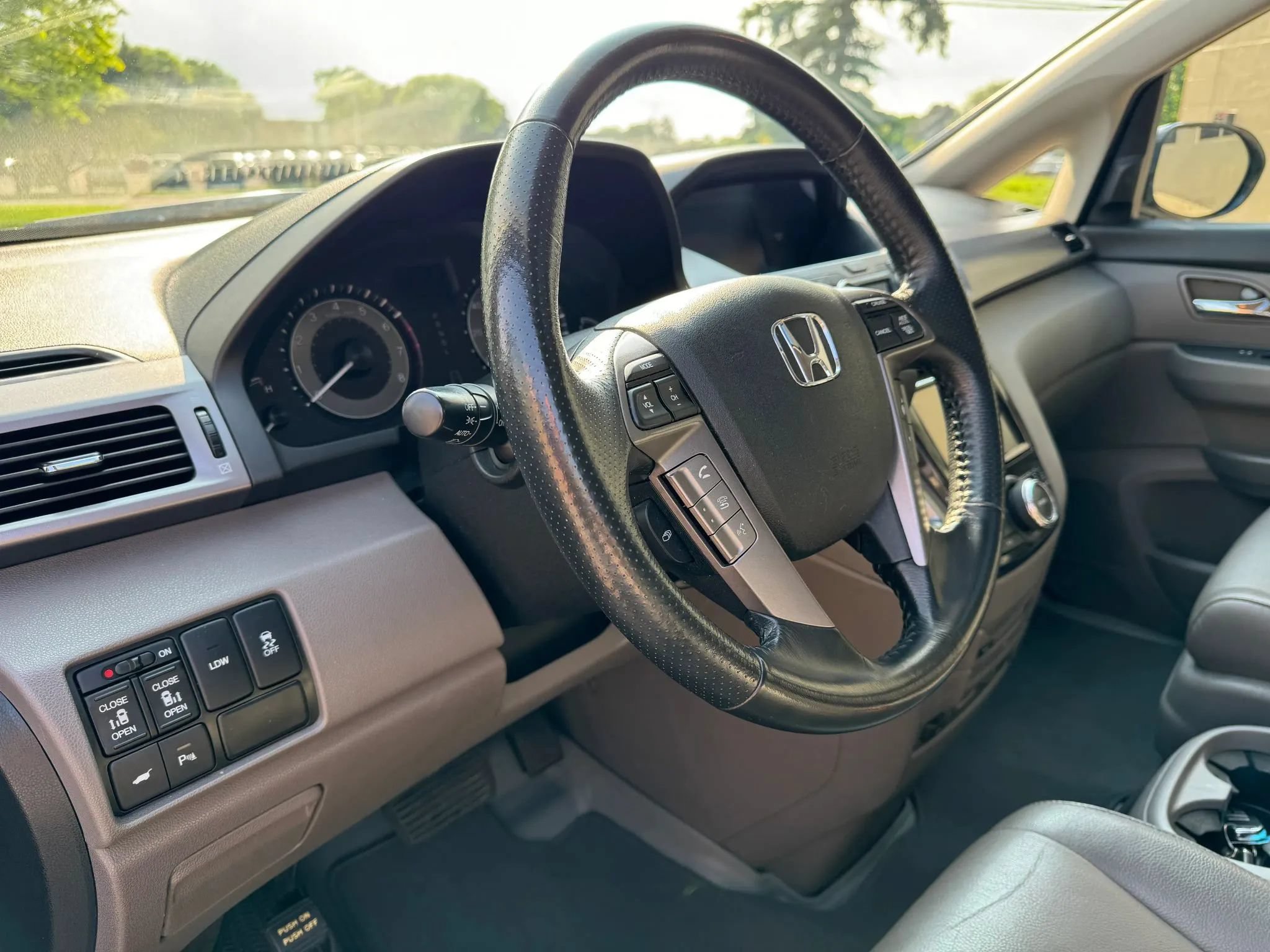 Used 2014 Honda Odyssey Touring image 20