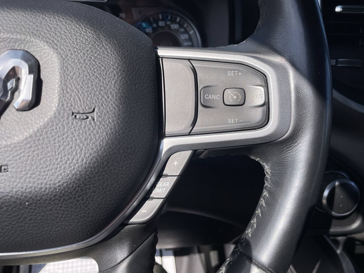 Used 2022 RAM 1500 Big Horn AWD/4WD image 26