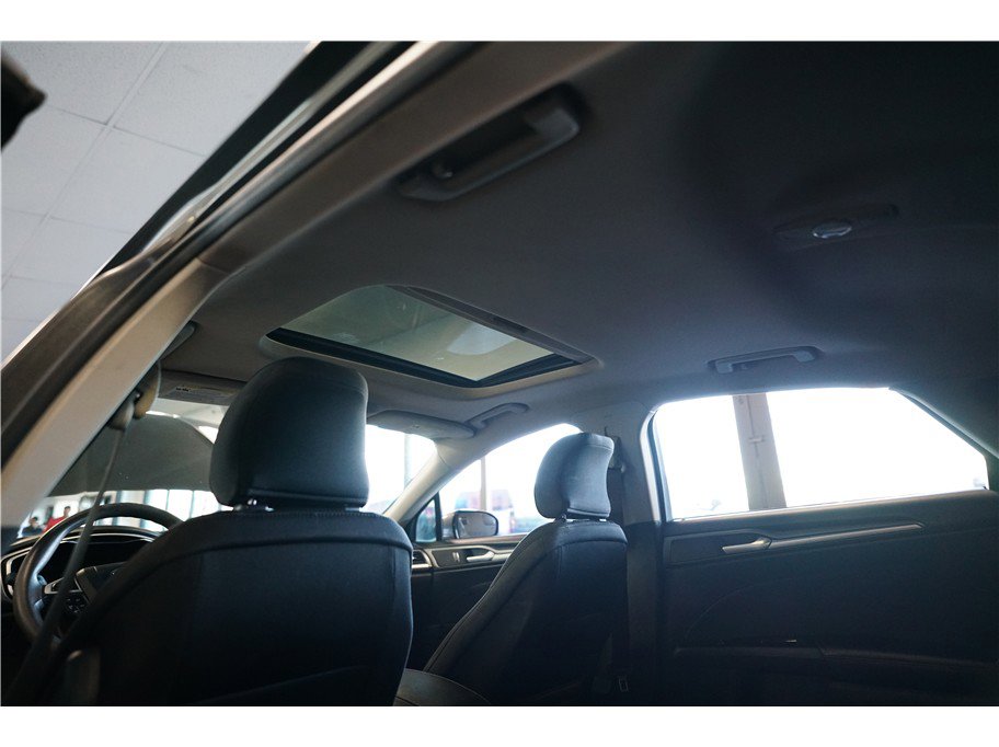 Used 2016 Ford Fusion SE image 13