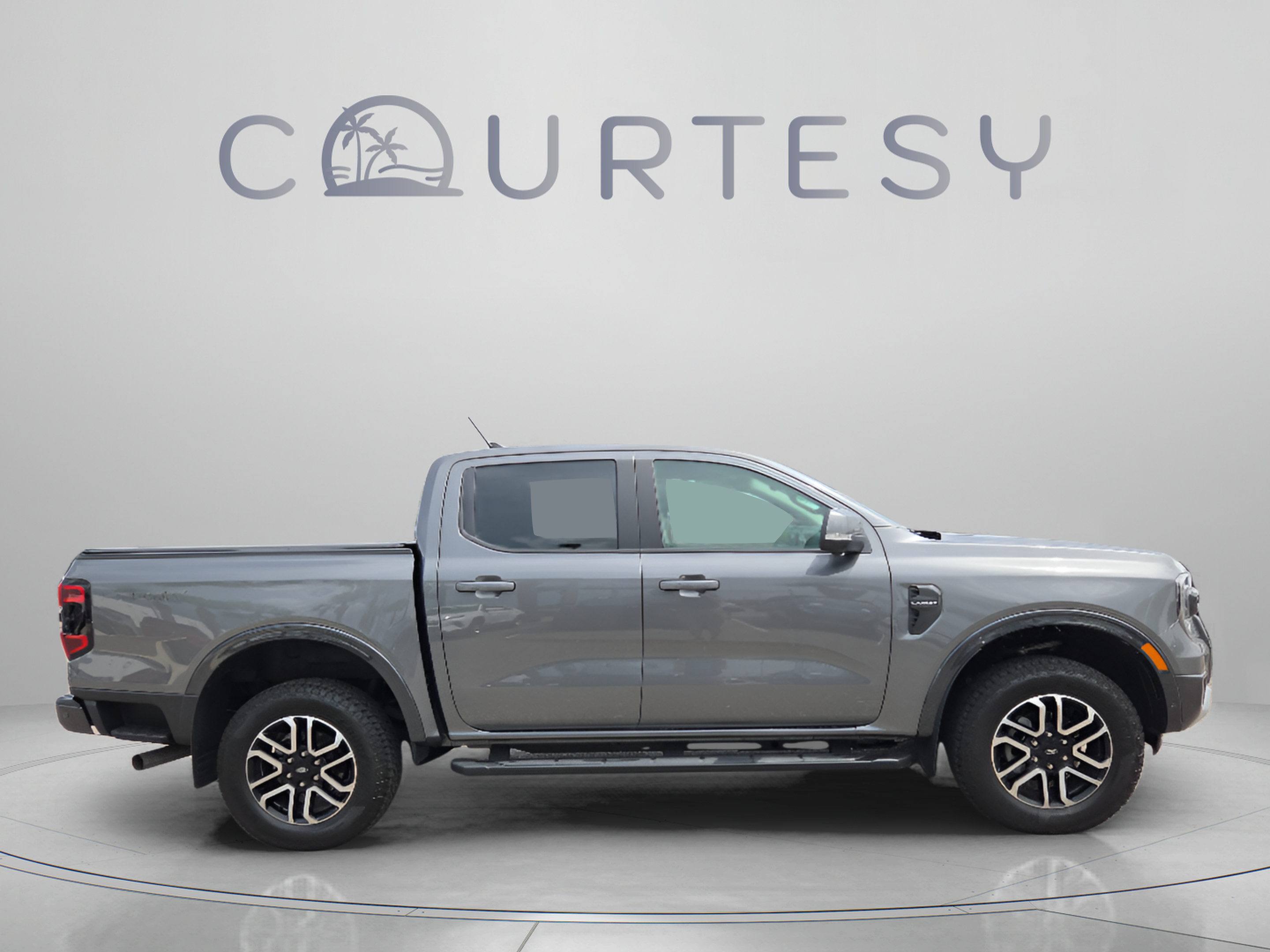 Used 2024 Ford Ranger Lariat w/ Trailer Tow Package RWD image 6