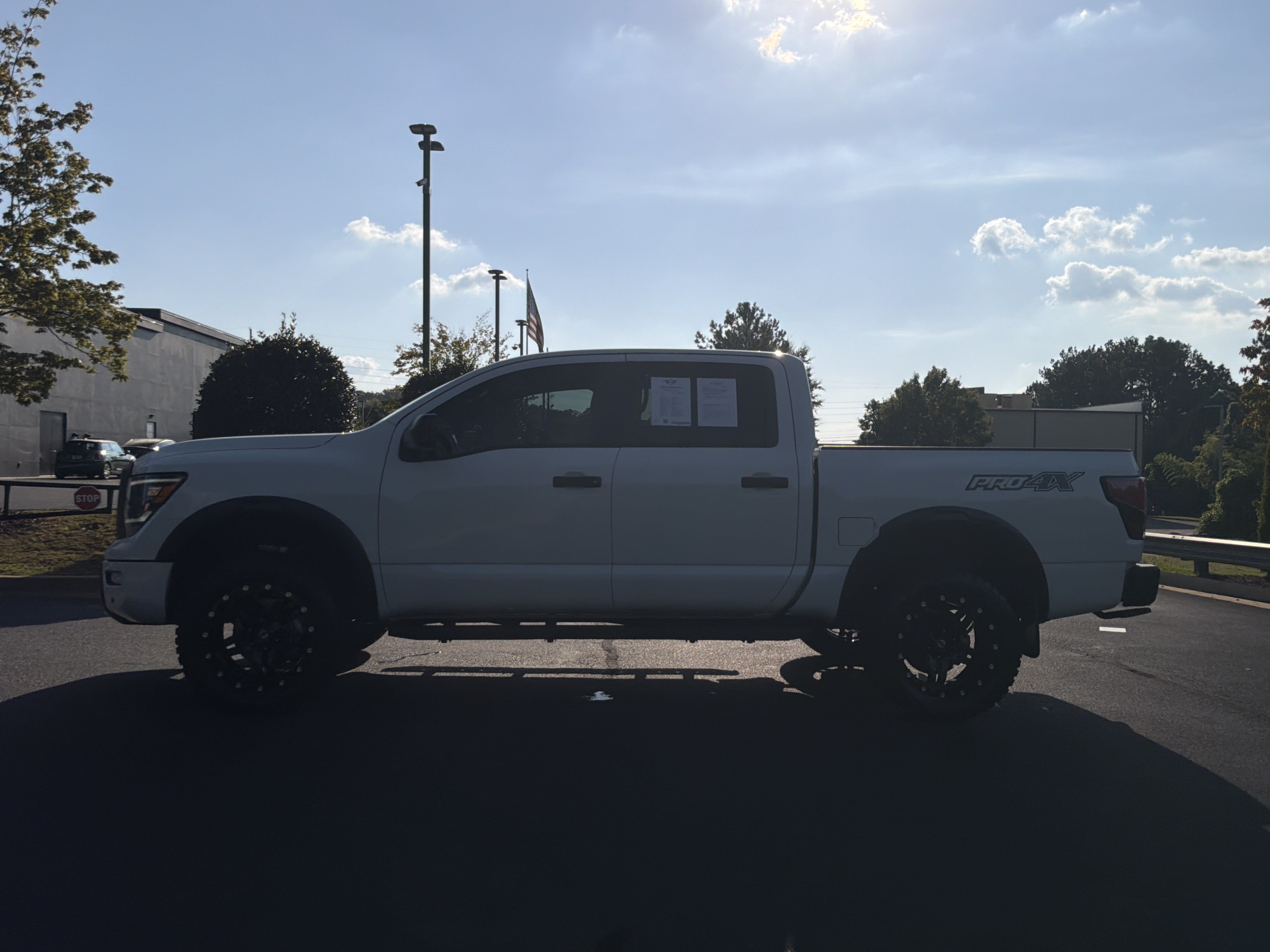 Used 2023 Nissan Titan PRO-4X w/ Pro-4x Utility Package AWD/4WD image 14