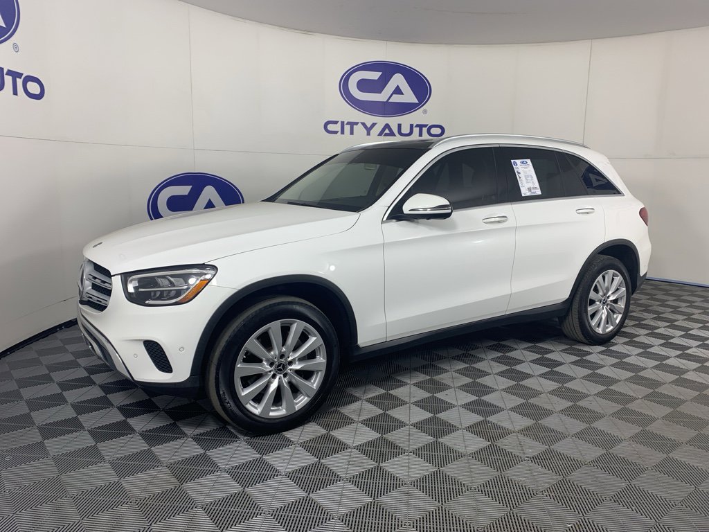 Used 2020 Mercedes-Benz GLC 300 4MATIC w/ Parking Assistance Package image 7