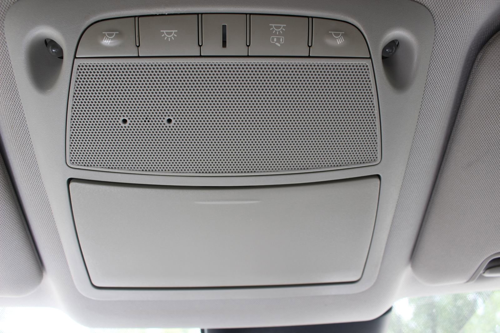 Used 2020 Nissan Rogue SV w/ Premium Package image 27