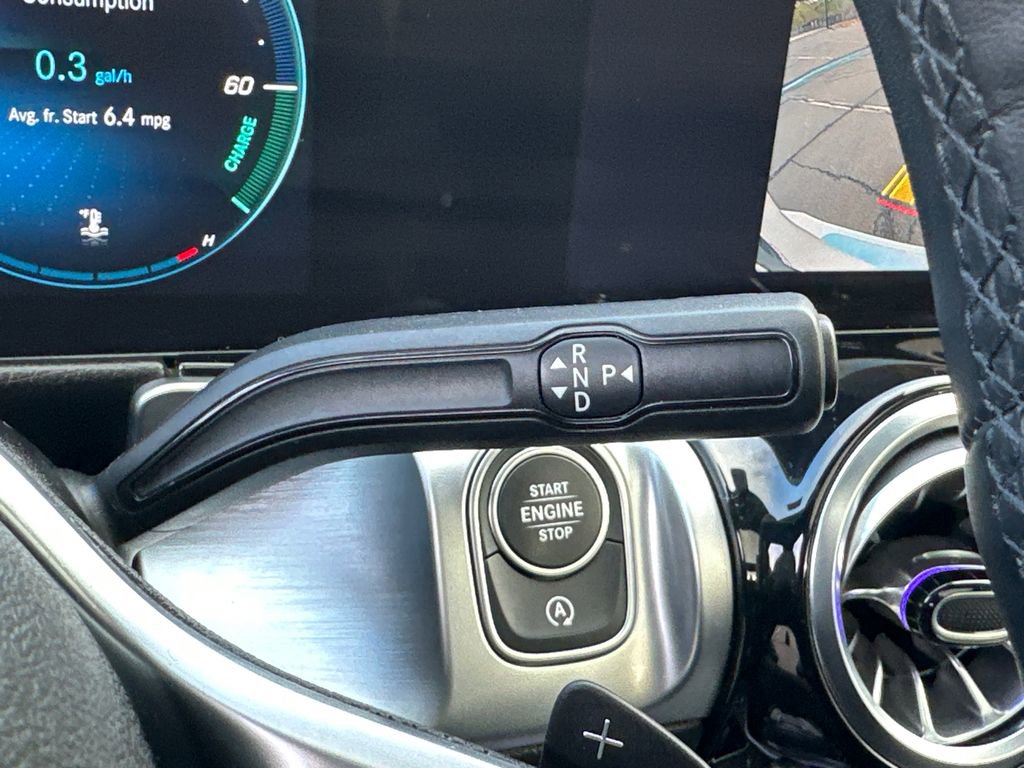 Used 2023 Mercedes-Benz GLB 250 4MATIC image 37