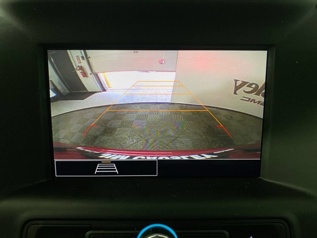 Certified 2023 GMC Terrain SLE w/ Driver Convenience Package FWD image 17