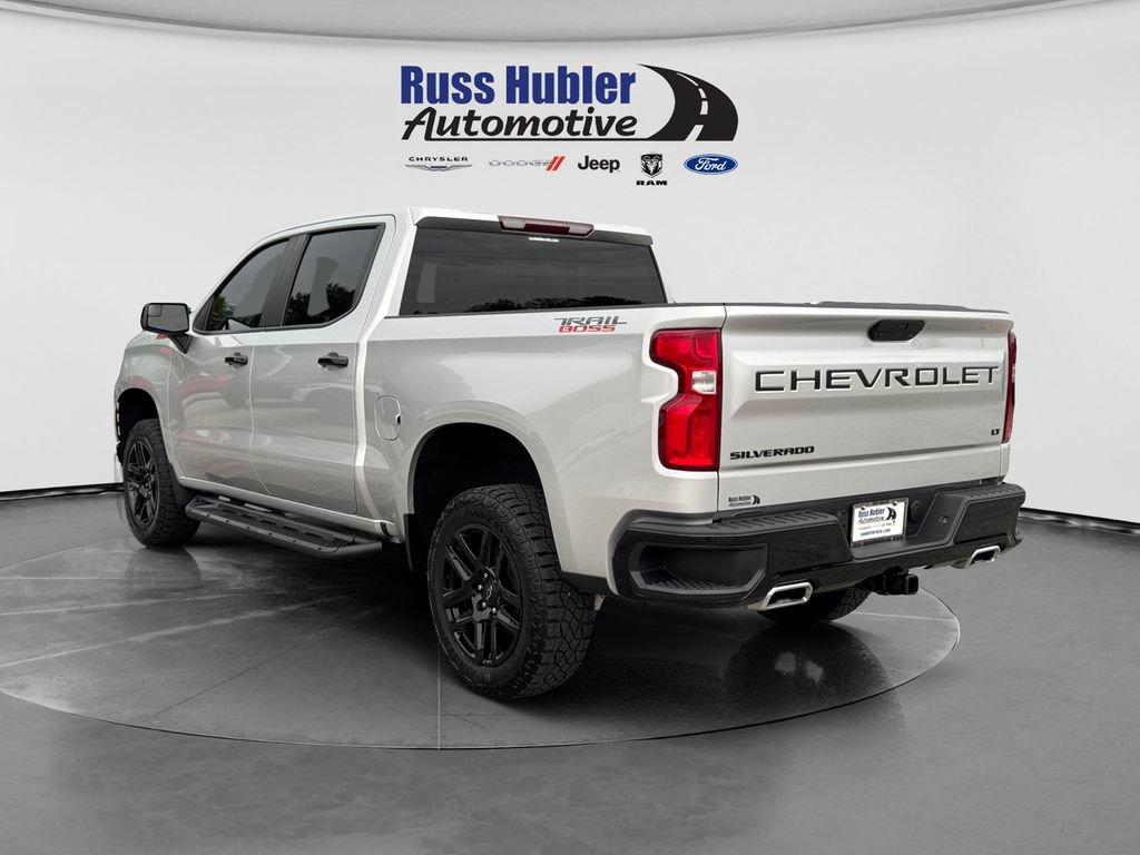Used 2021 Chevrolet Silverado 1500 LT Trail Boss w/ Bed Protection Package AWD/4WD image 3