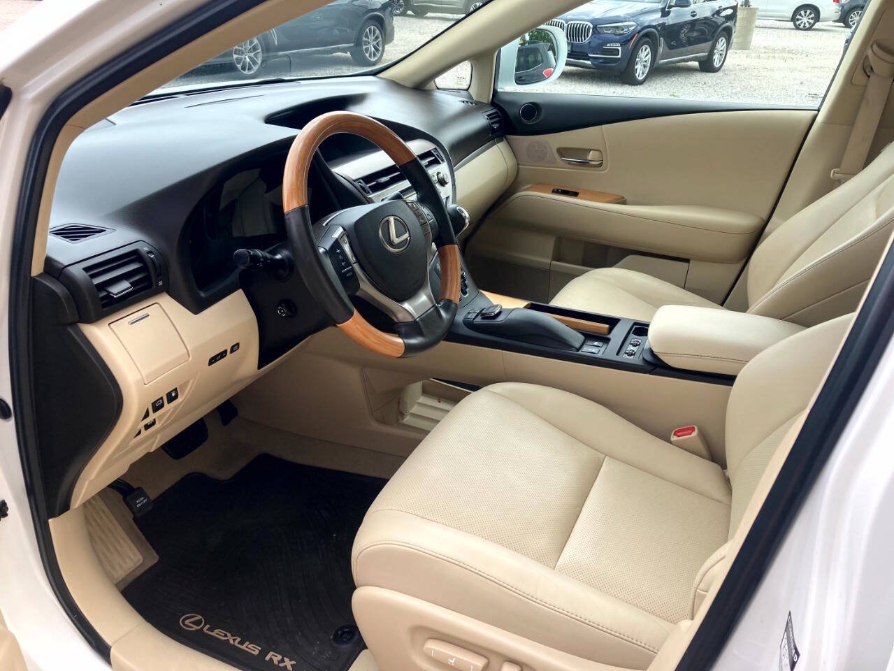 Used 2015 Lexus RX 450h AWD image 8