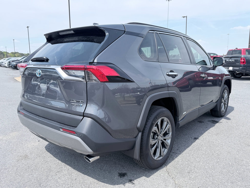Used 2024 Toyota RAV4 Limited image 5