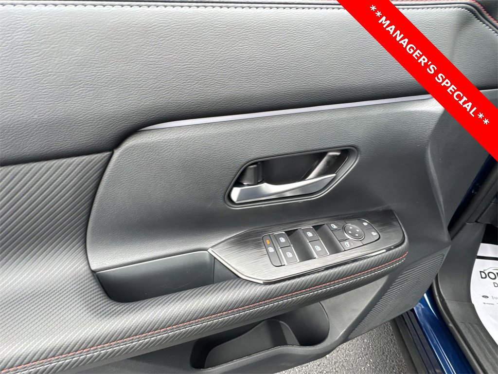 New 2025 Nissan Kicks SR w/ SR Premium Package image 13