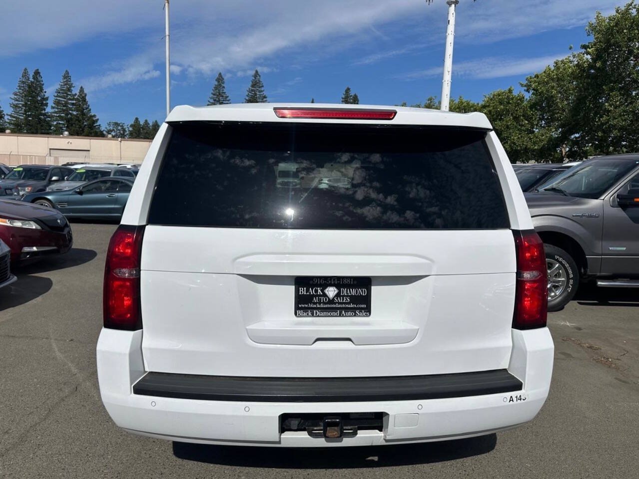 Used 2015 Chevrolet Tahoe 4WD w/ Remote Keyless Entry Package image 6
