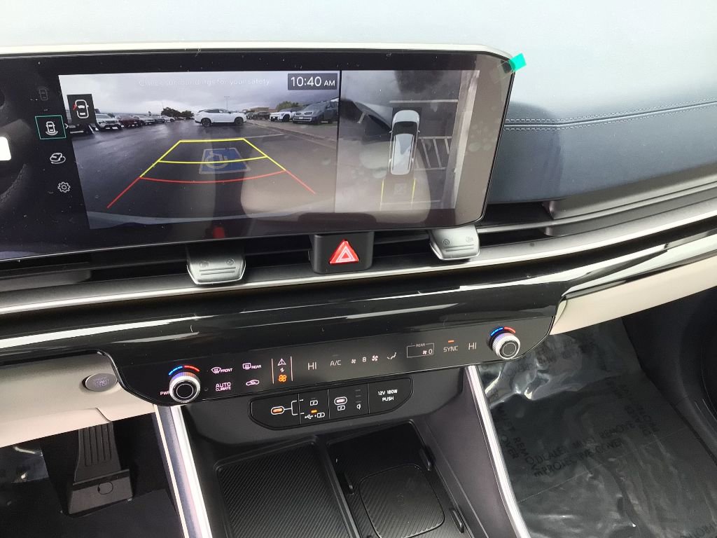 New 2026 Kia Carnival image 14