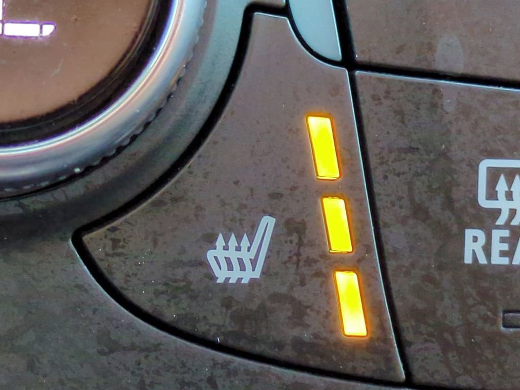 Used 2024 Chevrolet Equinox LT image 23