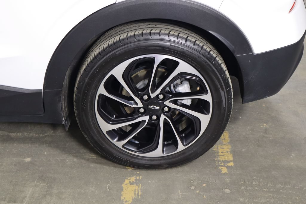 Used 2022 Chevrolet Bolt EUV Premier w/ Sun & Sound Package FWD image 46