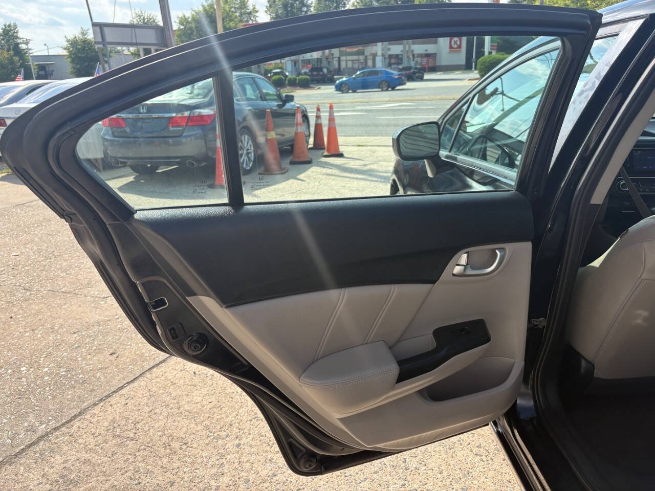 Used 2014 Honda Civic EX-L image 11