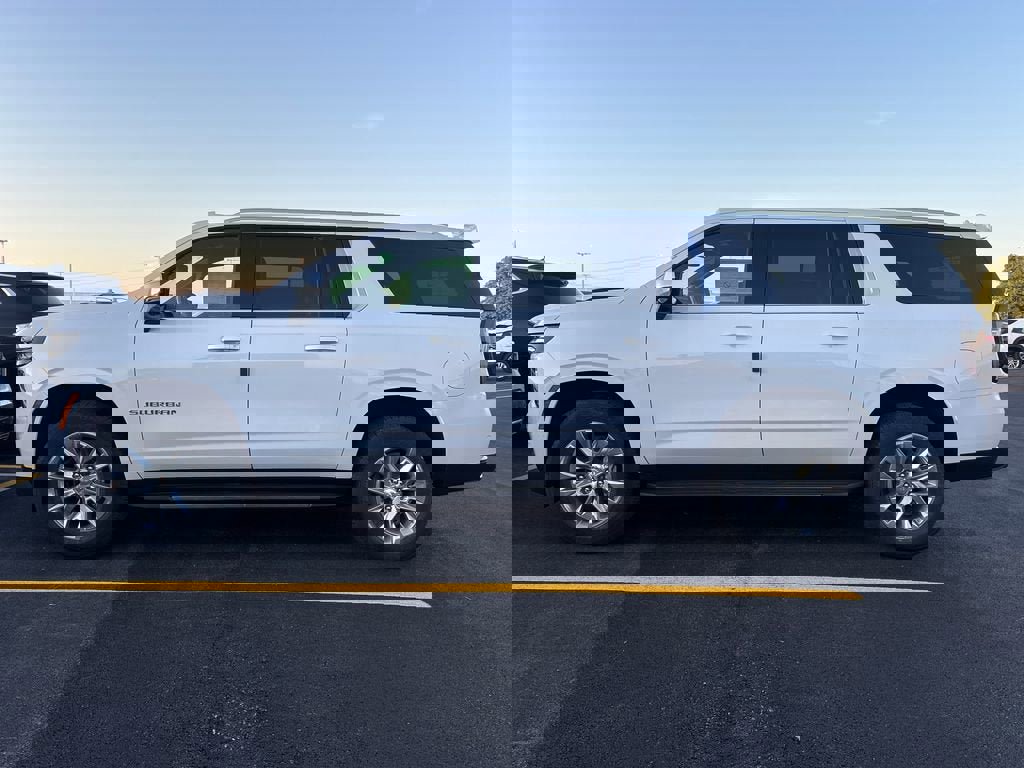 New 2026 Chevrolet Suburban Premier AWD/4WD image 2