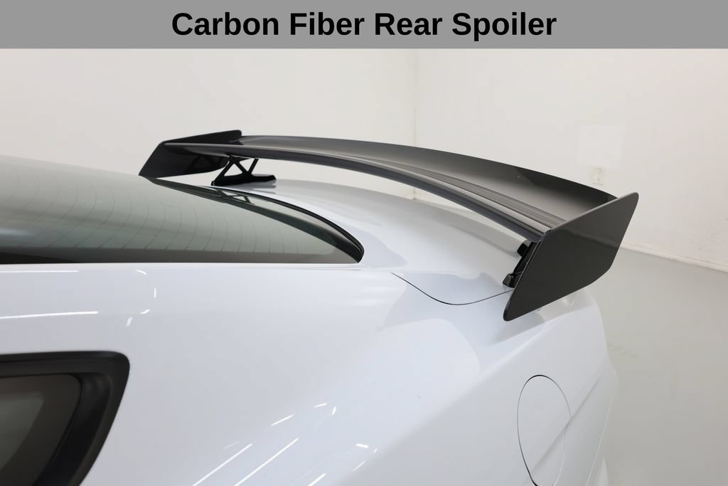 Used 2022 Ford Mustang Shelby GT500 w/ Carbon Fiber Track Pack RWD image 47