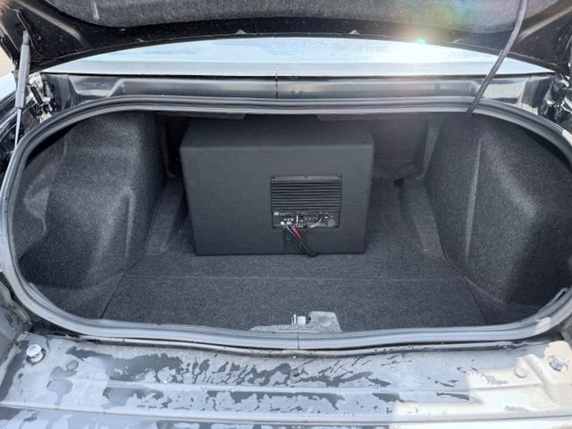 Used 2018 Dodge Challenger R/T w/ Blacktop Package RWD image 10