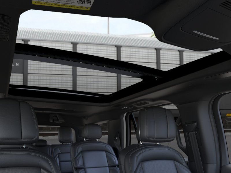 New 2026 Lincoln Navigator Reserve w/ Jet Appearance Package AWD/4WD image 22