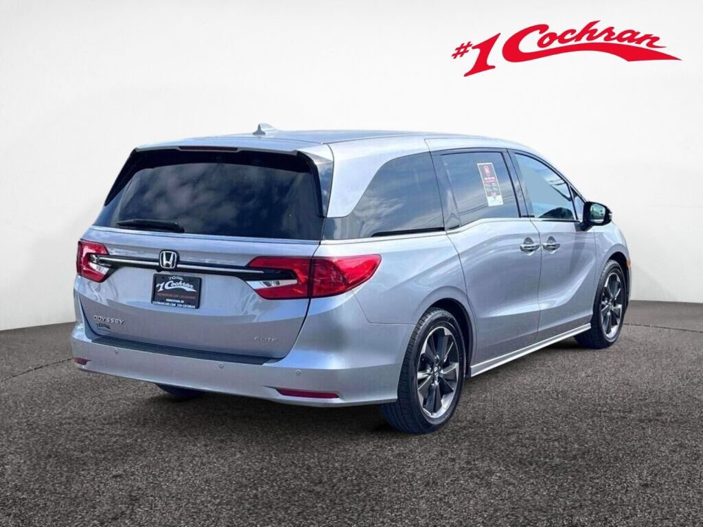Used 2022 Honda Odyssey Elite image 7