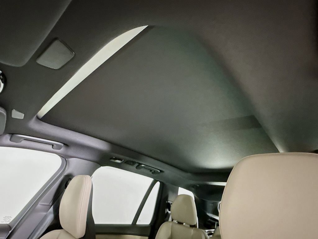 New 2026 Volvo XC90 B6 Core w/ Protection Package image 21