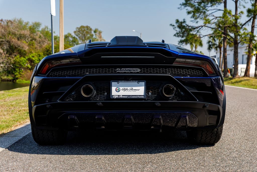 Used 2023 Lamborghini Huracan Sterrato image 34