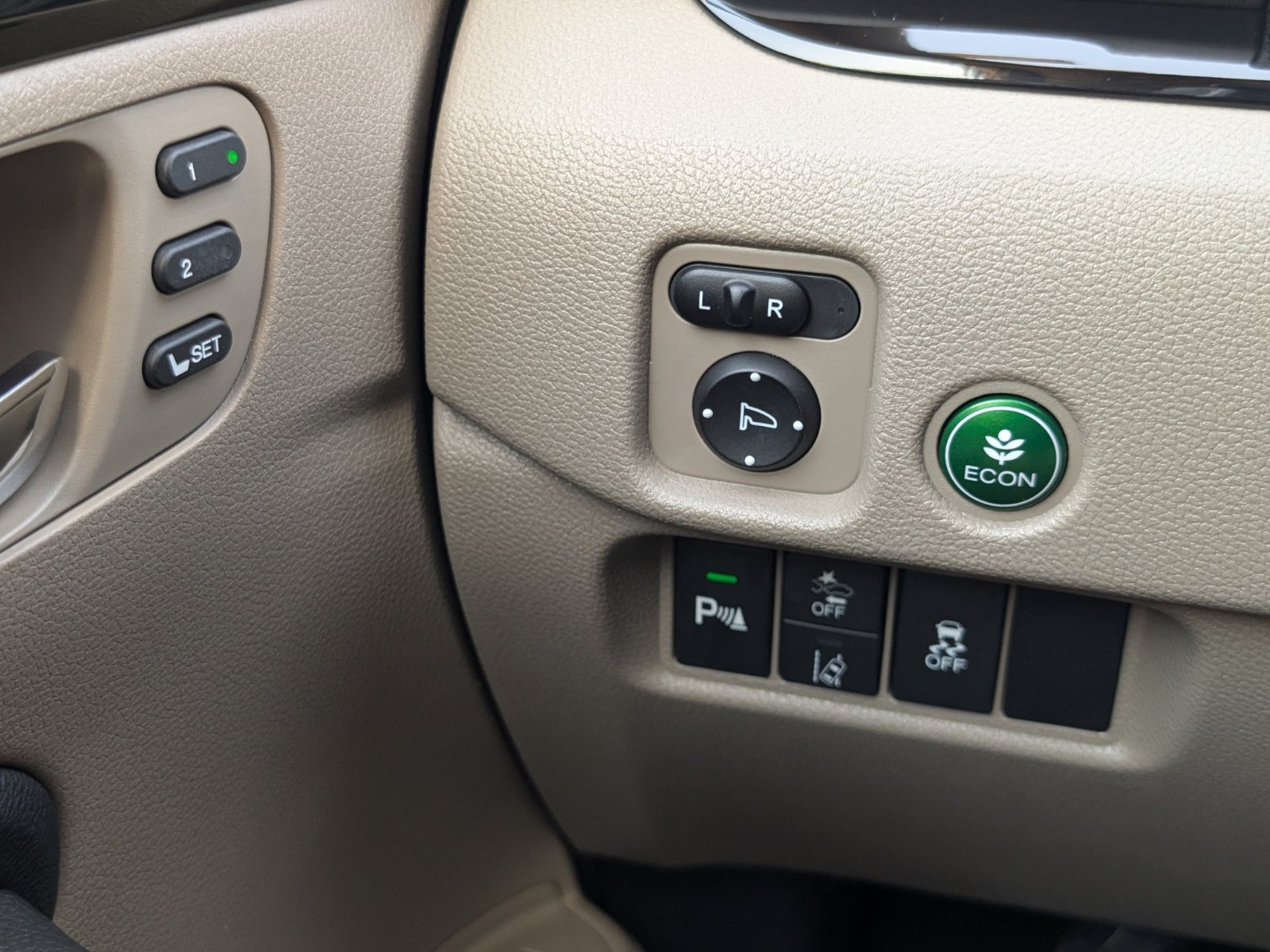 Certified 2019 Honda Pilot Touring image 17