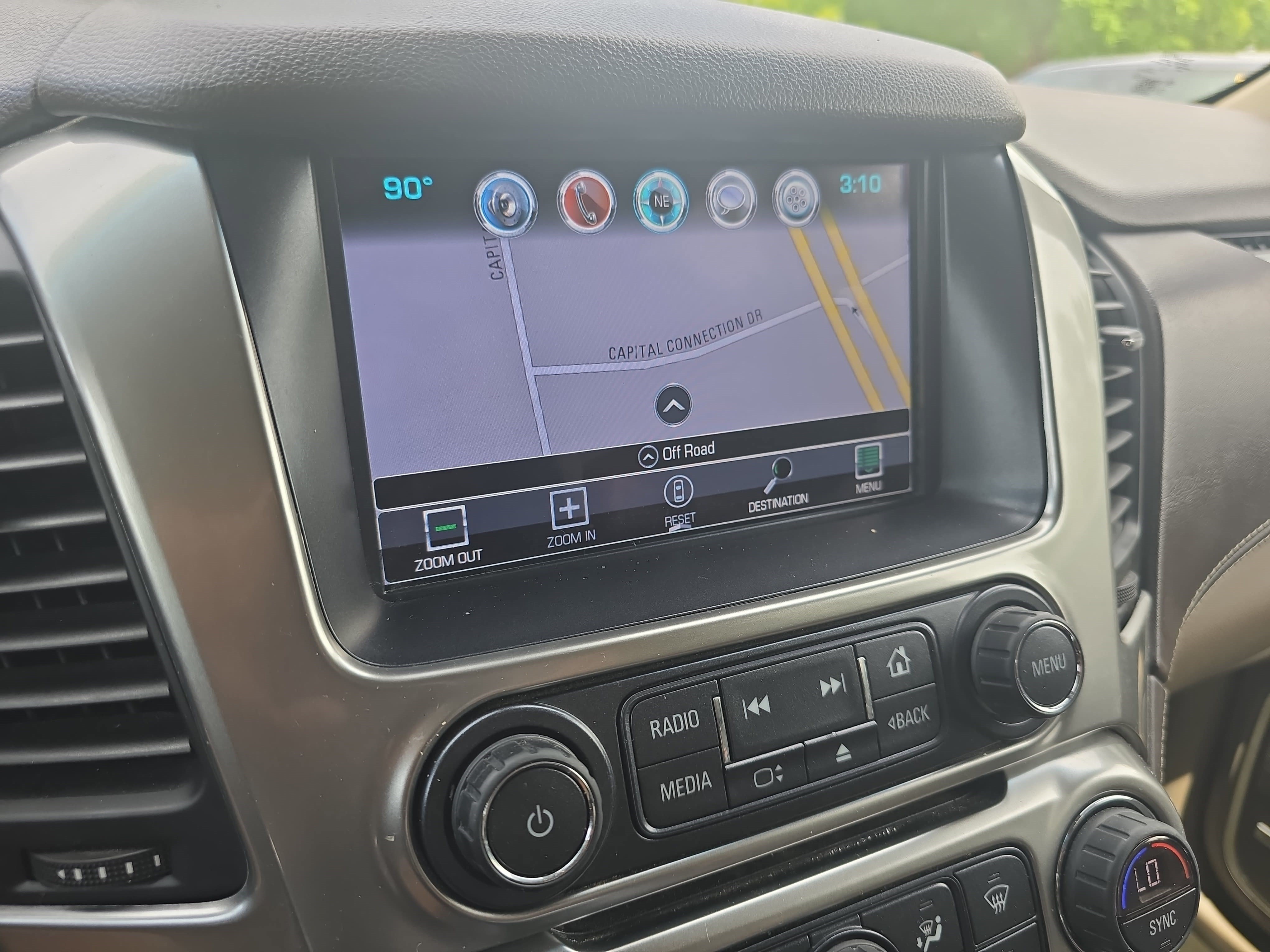 Used 2017 Chevrolet Tahoe LT AWD/4WD image 25