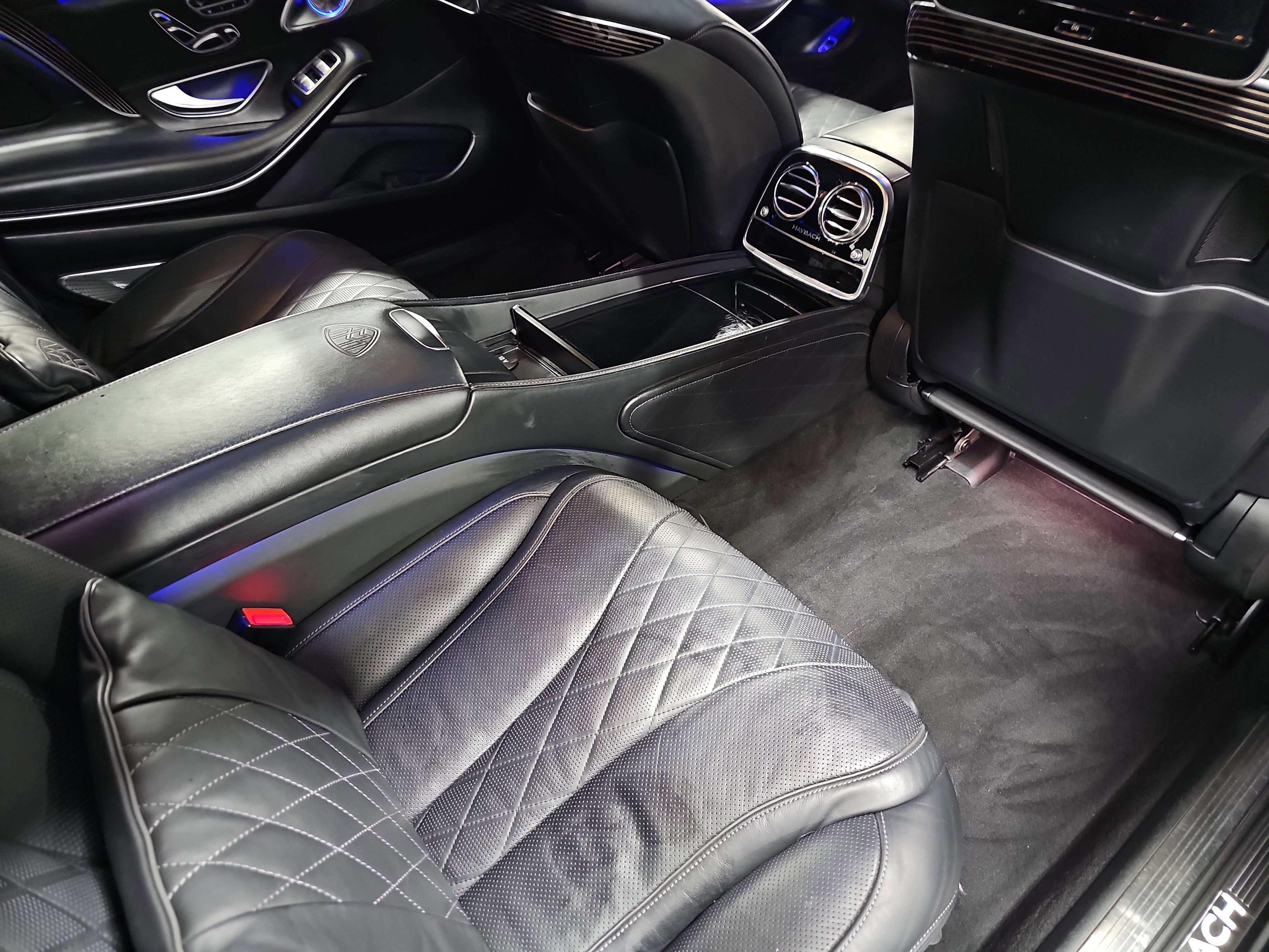 Used 2017 Mercedes-Benz Maybach S 600 image 11