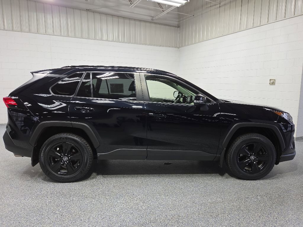 Used 2019 Toyota RAV4 XLE w/ Convenience Package AWD/4WD image 8