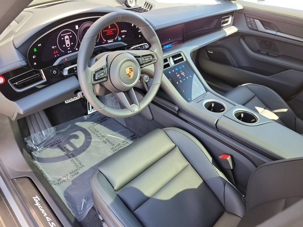 New 2026 Porsche Taycan 4S AWD/4WD image 4